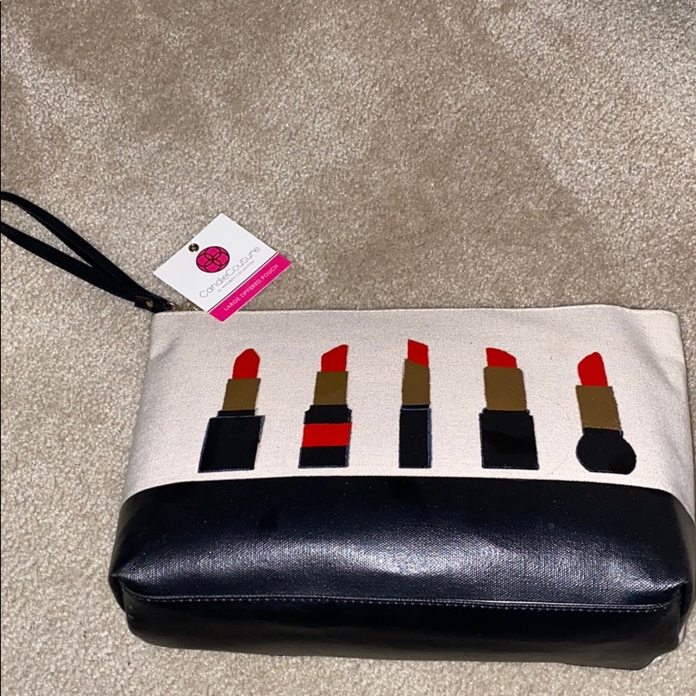 NWT large cosmetic case